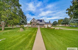 377 E 1st N, Rexburg, ID 83440