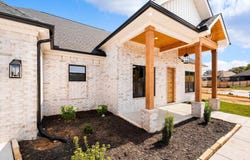 8024 CREEK ROCK Cove, Alexander, AR 72002