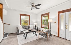 409 N 8TH St, CottageGrove, OR 97424