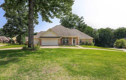 827 Miller Loop, Benton, AR 72019