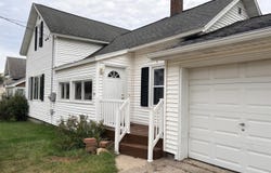 10 Bridge Street, Manistee, MI 49660