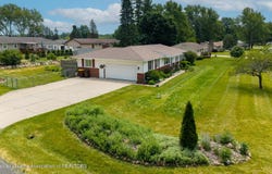 15089 Pinehurst Drive, Lansing, MI 48906