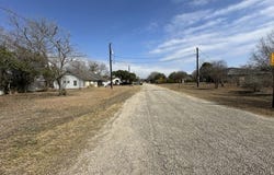 548 Spring River Drive, Martindale, TX 78655