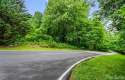 168 Tarnhill Drive, Flat Rock, NC 28731