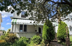 118 W Adams Ave, Vandergrift, PA 15690