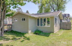 819 E C Street, Iron Mountain, MI 49801