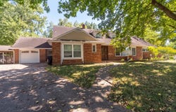 846 Bellview Place, Herrin, IL 62948
