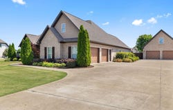 181 Carron Ln, Tuscumbia, AL 35674