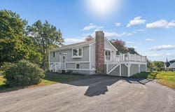 1 Smithfield Meadows, Biddeford, ME 04005