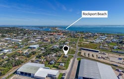 418 E NORTH ST, ROCKPORT, TX 78382