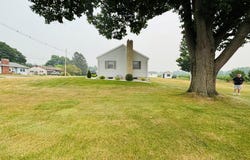 222 Clinton St, Sayre, PA 18840