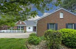 1274 Maury River Rd, Lexington, VA 24450