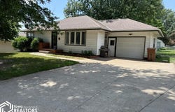 1813 Crestview Drive, Carroll, IA 51401
