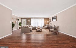 25 YORK HILL Road, ETTERS, PA 17319