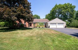1201 Summit Dr, Newark, NY 14513