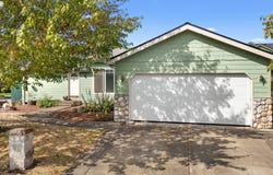 5367 OLYMPIC Cir, Eugene, OR 97402