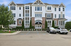 33204 Spruce Pond Circle, Plainview, NY 11803