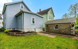 10 Elm Ct, Andover, MA 01810
