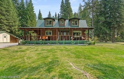 701 East Settlement, Priest River, ID 83856