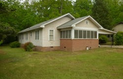 500 Poplar Street, Summit, MS 39666