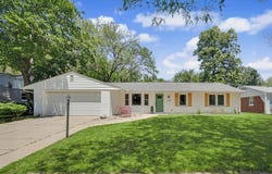 1008 Devonshire Drive, Champaign, IL 61821