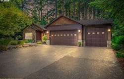 24620 E Bright Ave, Welches, OR 97067