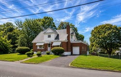 2151 Lenox Road, Schenectady, NY 12308