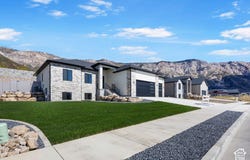 710 E MOUNTAIN ROAD N, North Ogden, UT 84414