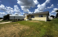 118 E Park St, Lincoln, KS 67455