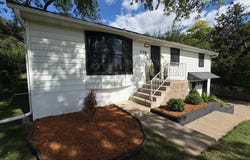 825 W River Road, Champlin, MN 55316