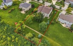 2247 Willow Pond Way, Grafton, WI 53024