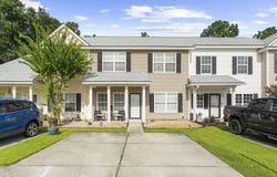 165 Black River Drive, Summerville, SC 29485