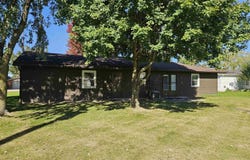 1521 Yorkshire Dr, Decatur, IN 46733