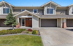 8786 N Avalanche Ln, Hayden, ID 83835