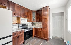 1508 S Olive Dr, Sioux Falls, SD 57103
