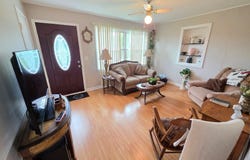 16 Gladeview Dr, Fries, VA 24330