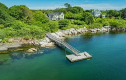 37 Alliquippa Road, Phippsburg, ME 04562