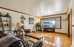 328 Eastern Avenue, Barrington, IL 60010