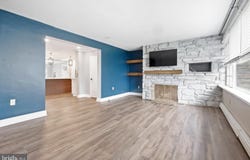 705 HEDGEROW DR, BROOMALL, PA 19008