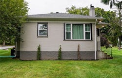 3855 Mount Royal Blvd, Hampton, PA 15101