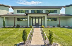 218 S 9th Avenue, Ozark, MO 65721