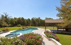 245 Chisholm Trl, Bastrop, TX 78602
