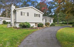 3157 Robert David Drive, Tobyhanna, PA 18466