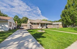 220 Fairview Boulevard, ROCKFORD, IL 61107
