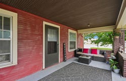 401 E 2nd Avenue, Indianola, IA 50125