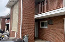 101 Dover Drive, Des Plaines, IL 60018