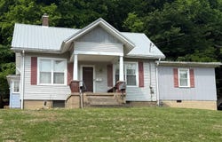 334B N 7th St, Cannelton, IN 47520