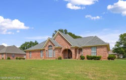 1130 Windrush Lane, Hernando, MS 38632