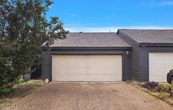 12 Lake Barnett Drive, Brandon, MS 39047