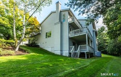 3 Saddle Crossing, Avon, CT 06001